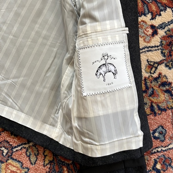 Women's Black Fleece by Thom Browne cropped wool jacket like new condition - Picture 2 of 5